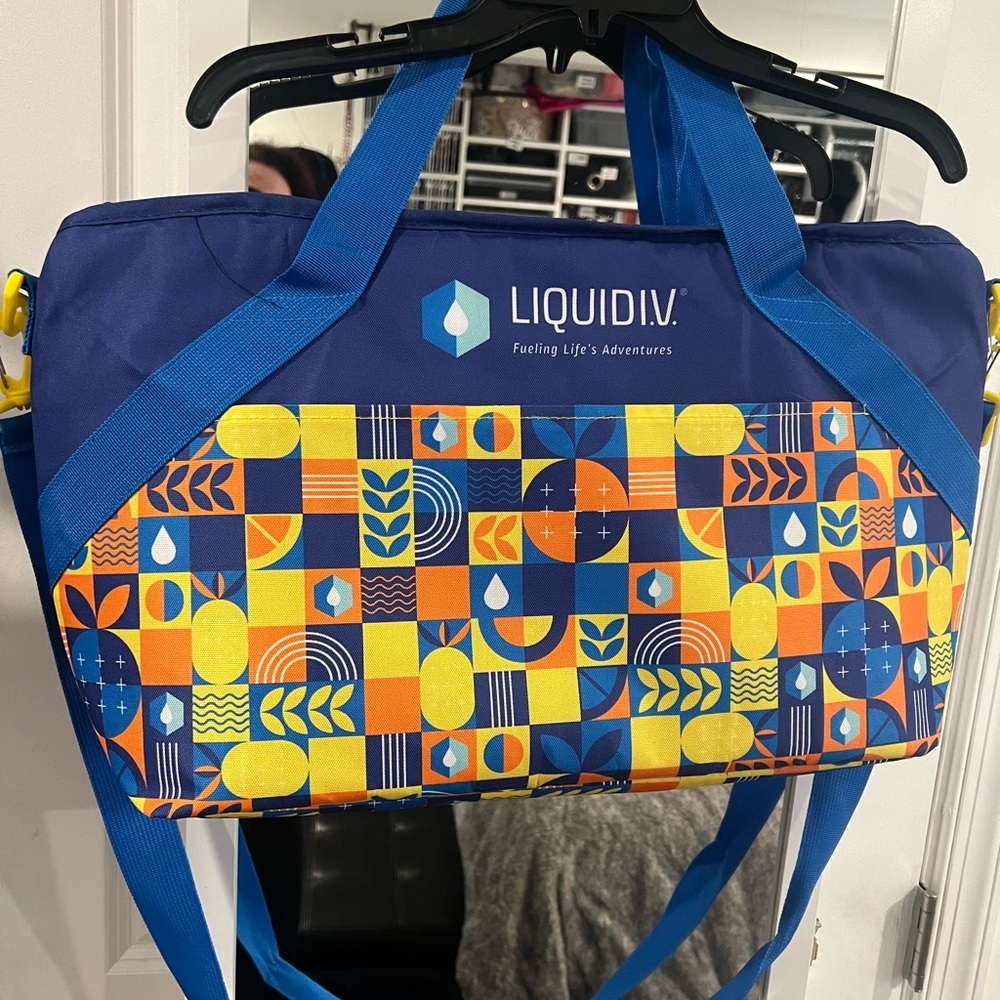Liquid IV Nylon Cooler Bag